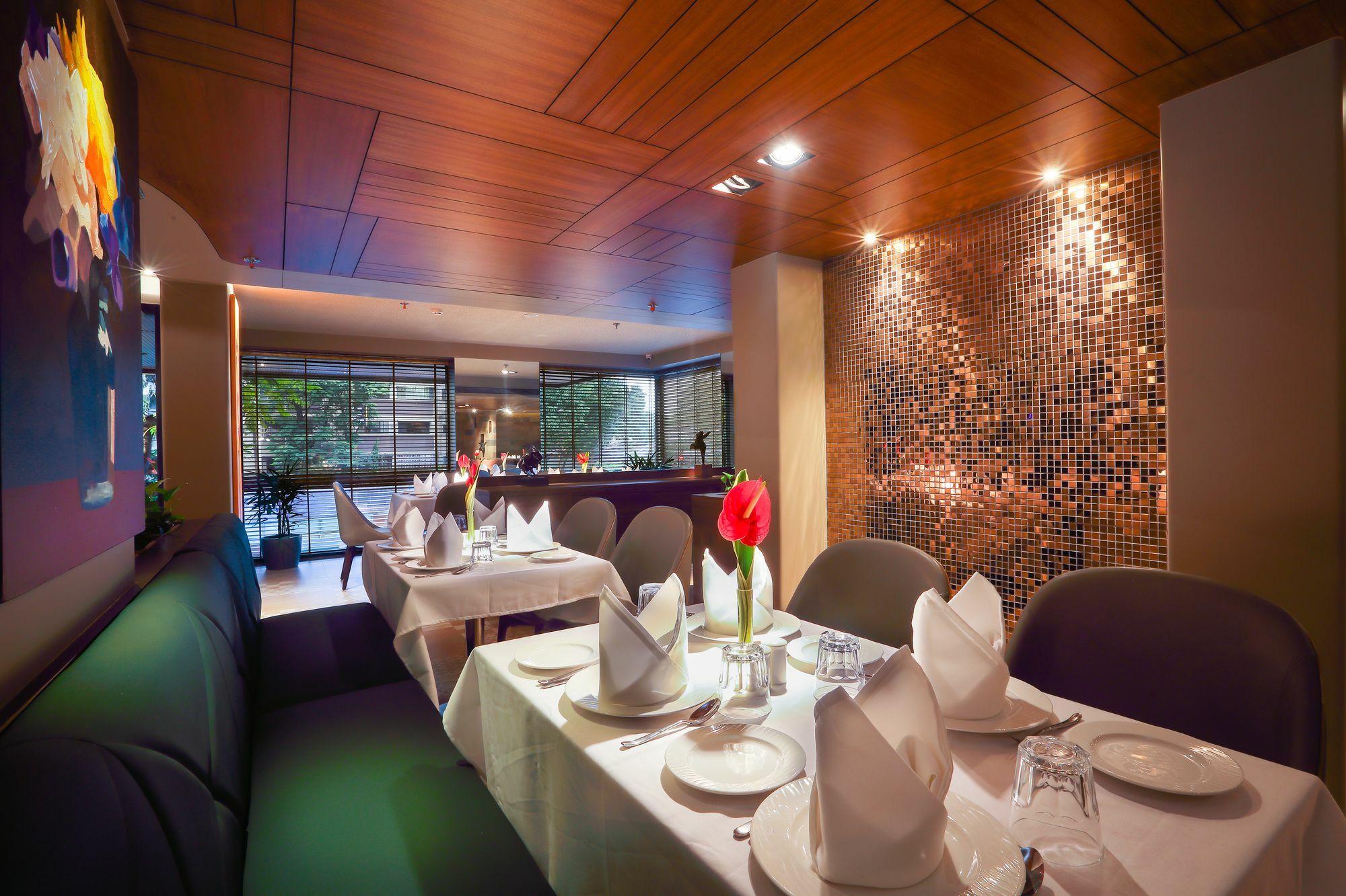 The Grandeur Boutique Hotel Mumbai Exterior photo